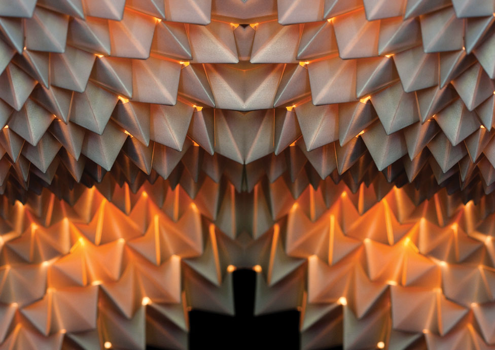 dragon's tail table lamp