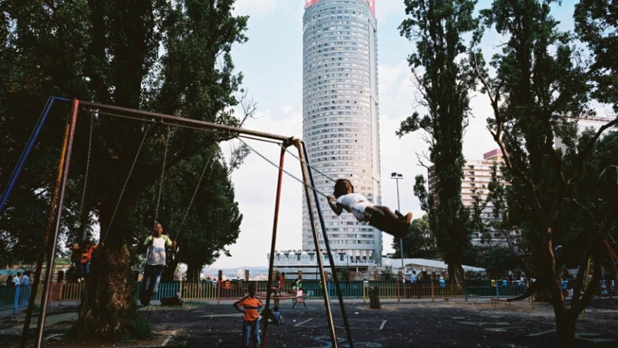 Looking at Ponte 1, Johannesburg, 2011. Photos by Mikhael Subotzky and Patrick W