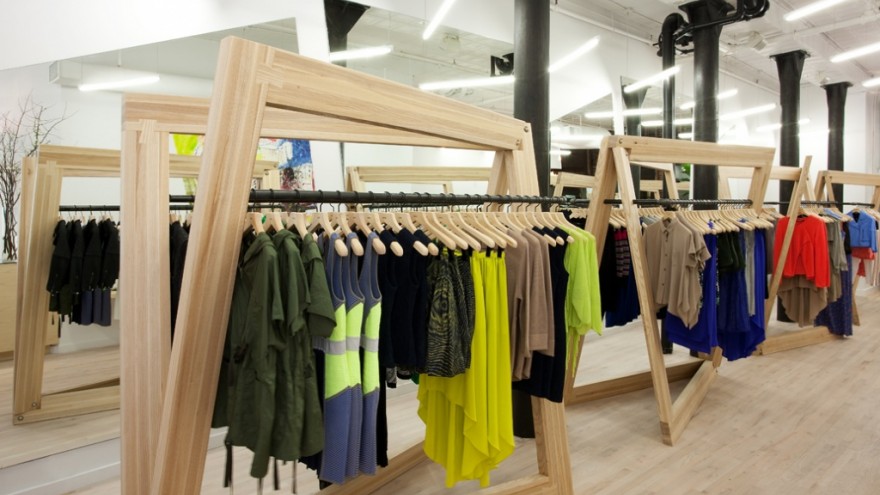Cut25 flagship shop by Dror Benshetrit. 