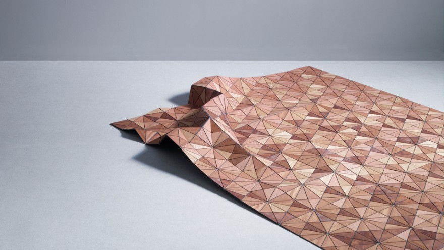 Wooden Textile. Photo: Sebastian Neeb.