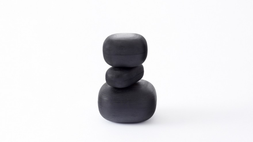 Lacquered Paper-Objects. Photo: Hiroshi Iwasaki. 