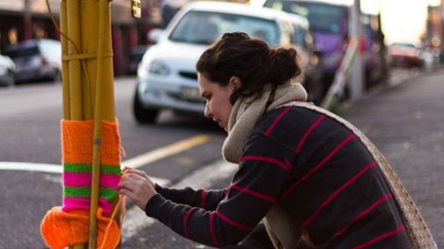 Yarn Bombing in Cape Town by Isabeau Jourbert. Photo: Ed Basson. 
