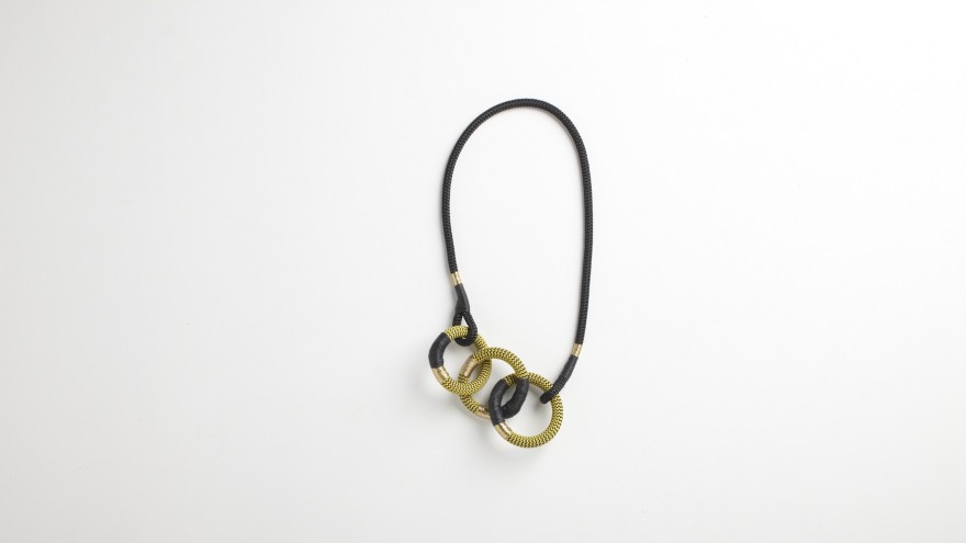 Dynamic Cirque necklace from Pichulik's 2014 Spring/Summer Collection. Image: 