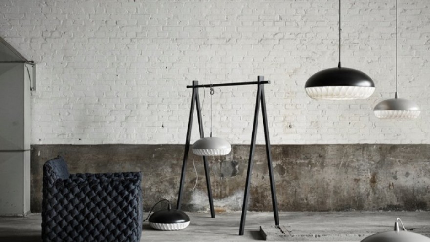 Morten Voss’s Aeon Rocket pendant light for Lightyears.