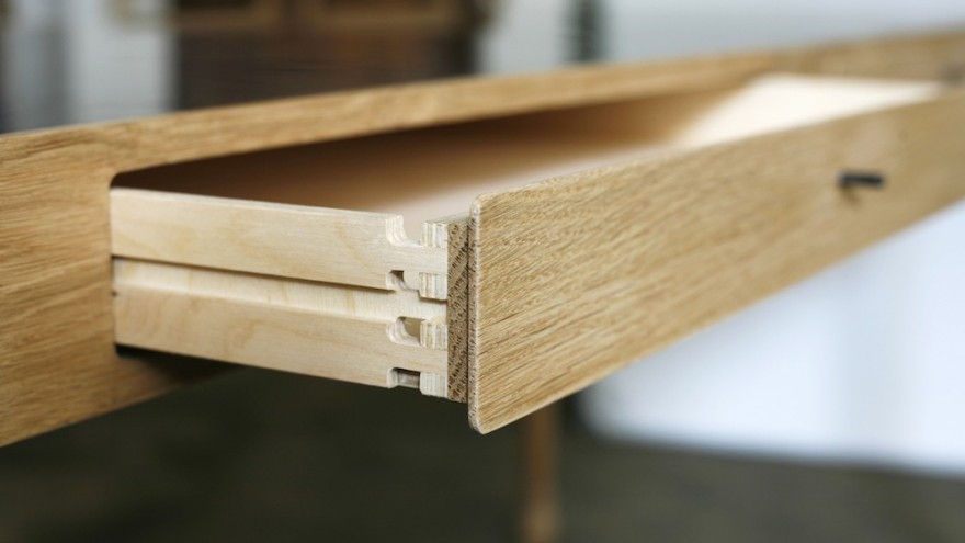 Drawer detail of the dressing table by James Mudge. 