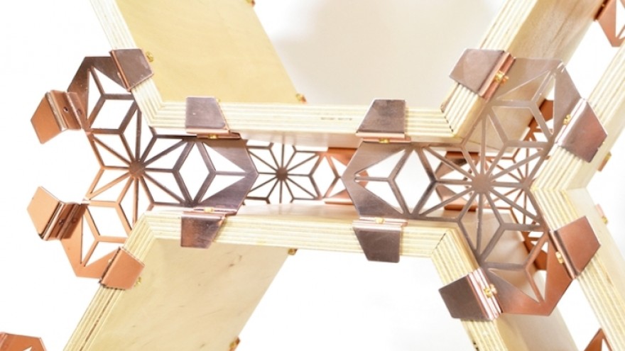 Honey-comb by Leg Studios.