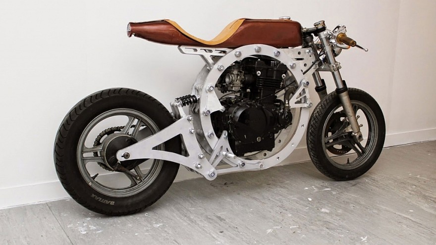 Tinker by Jack Lennie is an open-source, fully downloadable motorcycle. 