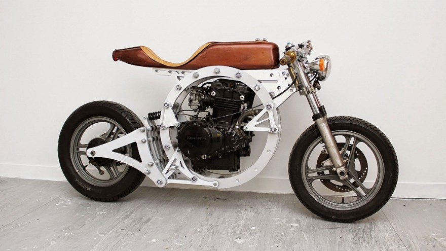 Tinker  by Jack Lennie is an open-source, fully downloadable motorcycle. 