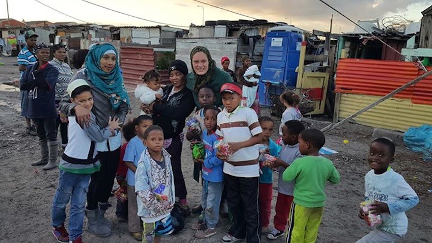 Little People is a centre that caters for children with disabilities such as autism, aspergers and ADHD. On Mandela Day the staff at Little People ran workshops where their children made “buckets of love” hand out