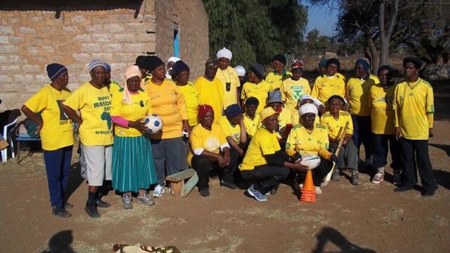 Kawu Koenaite gave an old women’s soccer team in a rural area a matching kit