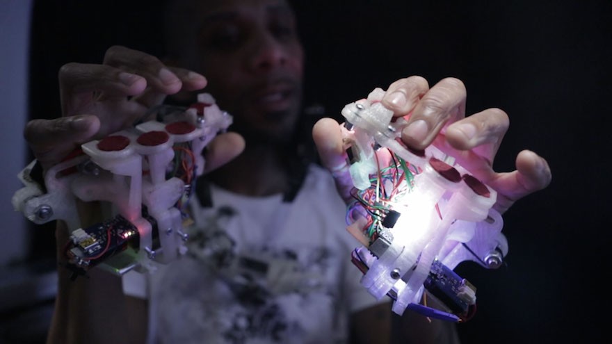 Self-proclaimed “cyborg musician” Onyx Ashanti has designed a set of futuristic musical instruments using open source information and 3D printing