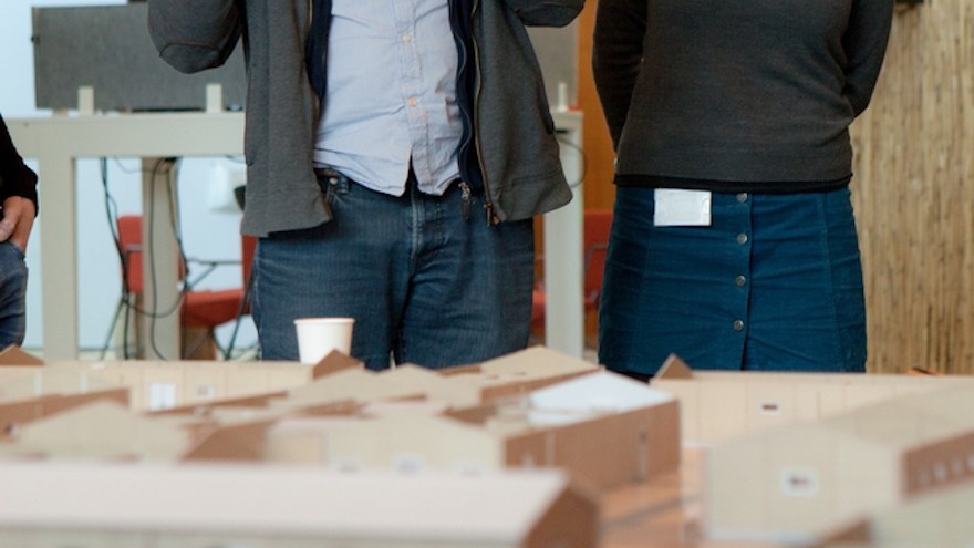 Jean Pletinckx (left), MSF Director of Logistics and Elvina Motard (right), MSF Technical Team Leader, during the presentation of the project results in MSF office in Brussels. Image Alex Yallop