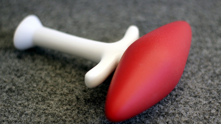 Green Product Award: The simple Su first aid tool can help prevent a person who has fainted or had a fit from choking on their tongue