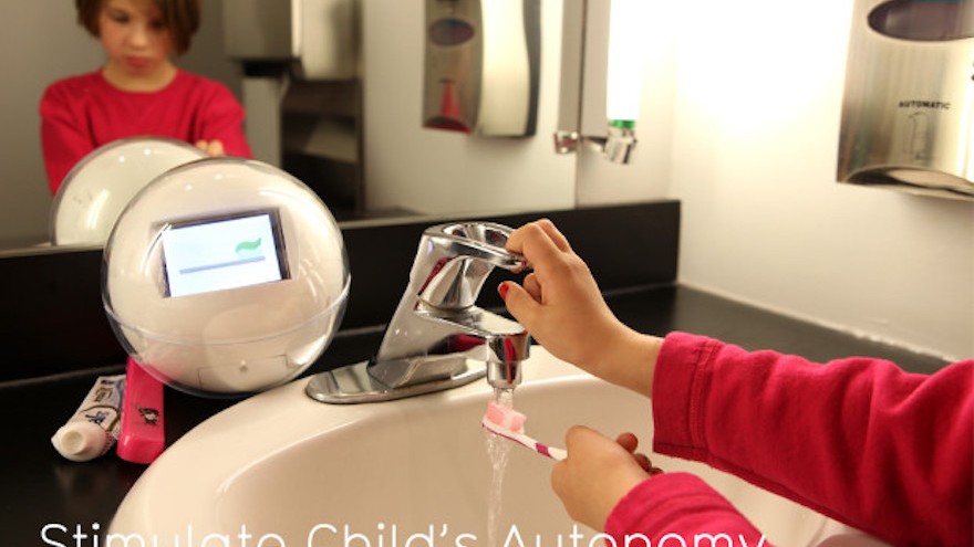 The Leka robot facilitates interaction.