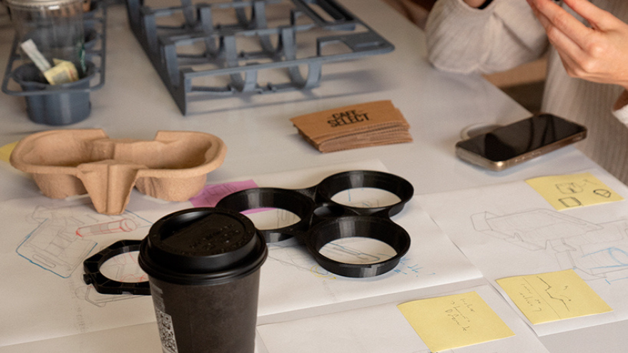 Images from nos.mx - Paper pulp delivery briefcase