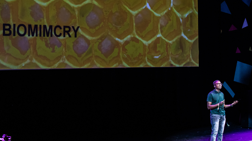 Vukheta Mukhari on stage at Design Indaba Vukheta Mukhari on stage at Design Indaba