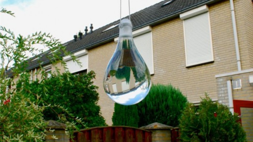 Anti-Fly Sphere 2.0 by José de la O. 