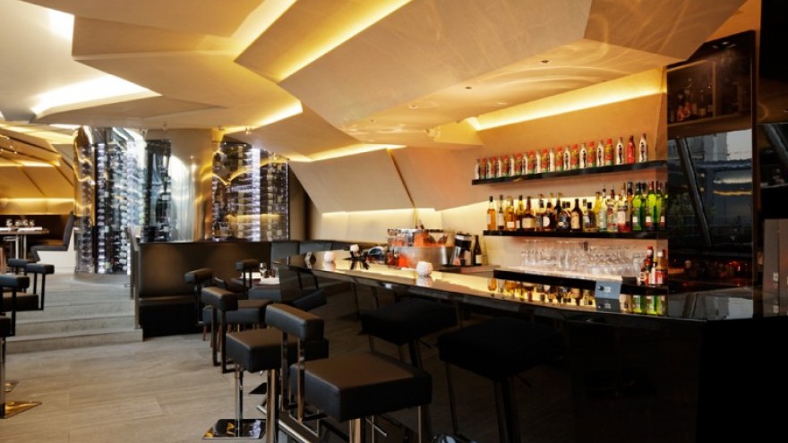 Le 39 V Restaurant. Photo: Mario Pignata, Nicolas Mathéus, Vincent Fillon. 