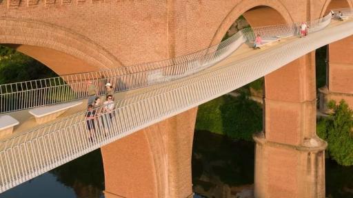By Ney & Partners and MS-A