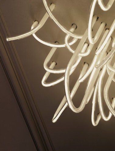 Les Cordes chandelier by Mathieu Lehanneur. Photo: Vincent Duault. 