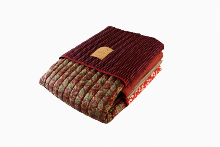 Silk Quilted Plaids by Borre Akkersdijk and Piet Hein Eek.