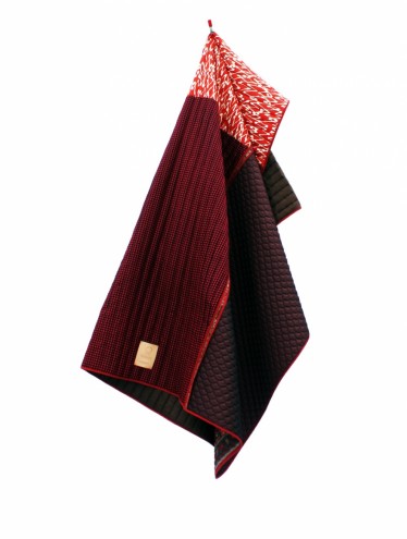 Silk Quilted Plaids by Borre Akkersdijk and Piet Hein Eek.