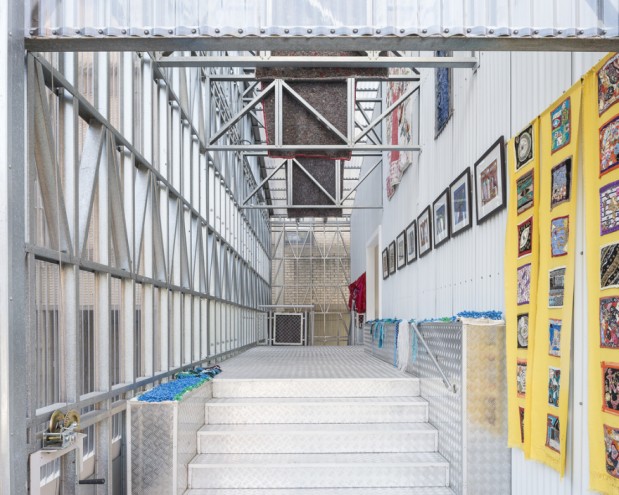 Founded by Thomas Chapman, LocalStudio is dedicated to urban transformation through design schemes that involve state, community and private business. 