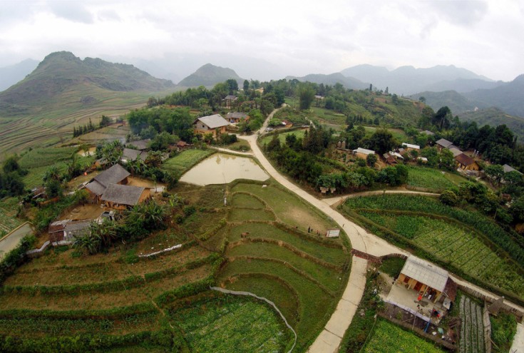 The Swallow Homestay and Community House is the product of the happy union between traditional Vietnamese building methods and modern construction. 