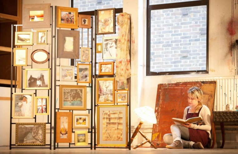 Frame Screen by Furniture Magpies. 