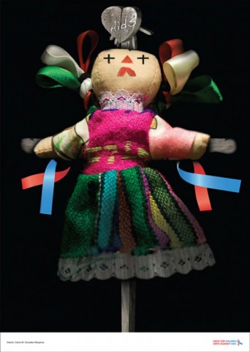 Aids Posters: Mexico. Image via http://jump.dexigner.com/news/22023.