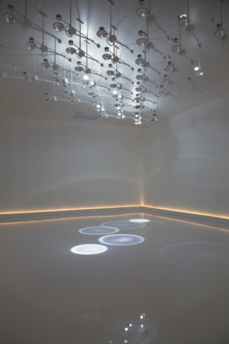 Falling Light. Photo: Troika, 2010. 