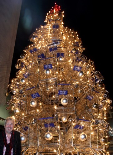 Shopping Cart Christmas Tree by Anthony Schmitt. tree1_0.jpg