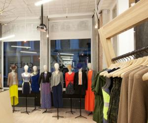 Cut25 flagship shop by Dror Benshetrit. 