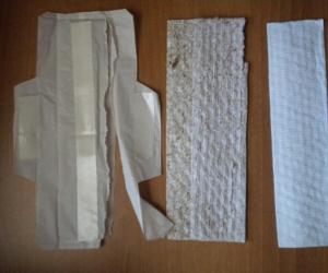 Makapads are made from papyrus. 
