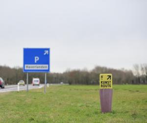 Road marking and links for art projects and resting places along road N34 in the Netherlands by Ineke Hans. 