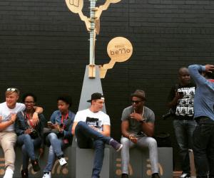 isabelo bench.