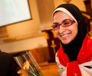 Teenager Azza Faiad is pioneering an inexpensive way to turn plastic waste into biofuel. Image: europa.eu