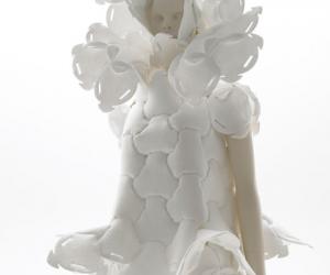 Cocoon Cradle, Mother Piece by Kasuke Tsumura. 