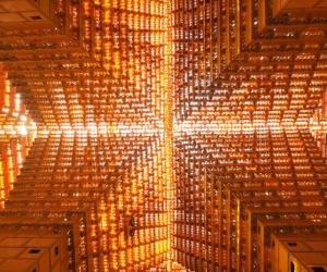 Beer crate pavilion. Photo: Serge Brison. 