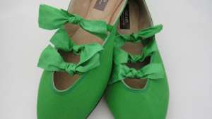 Bright green bow pump by Coast & Koi. 