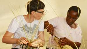 Matali Crasset basket-making workshop with Bulawayo Home Industries. Photo: Eric Gauss/Dogs on the Run.