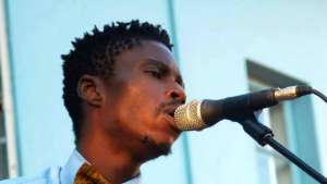 Bongeziwe Mabandla 